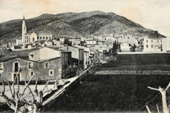 "Sant Esteve de Castellar. Vista parcial". Imatge datada de començaments dels anys 30. Fotografia cedida per: Josep Vidal.