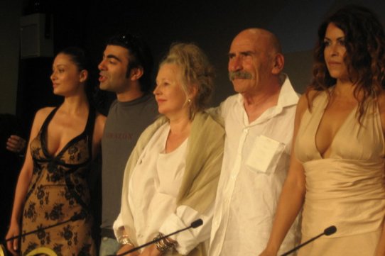 El director Fatih Akin amb els actors