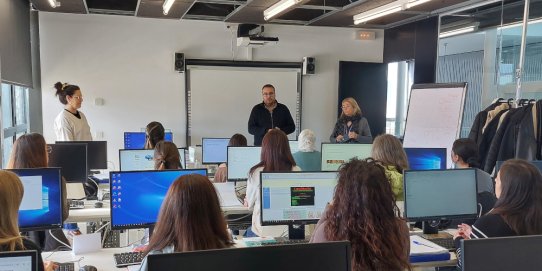 Benvinguda a l'alumnat del curs d’activitats de gestió administrativa.