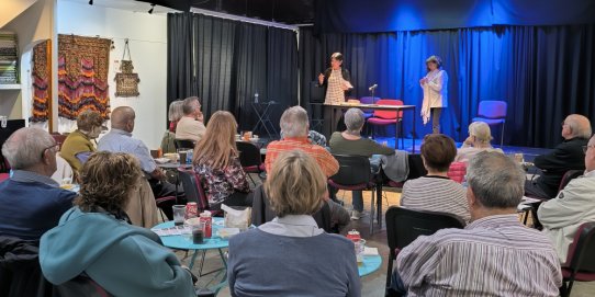 Vermut literari participatiu: "Lectortúlies".