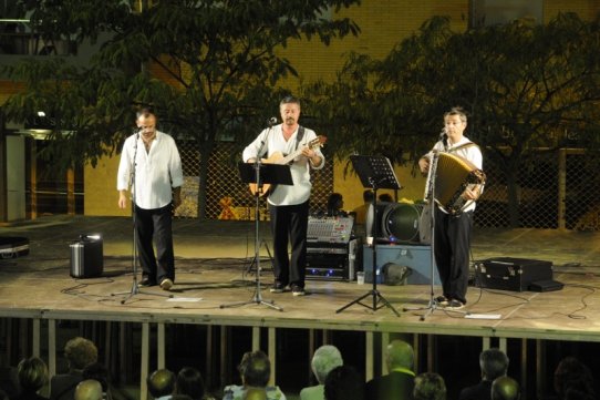 El grup d'havaneres Peix Fregit va actuar a la pl. Calissó