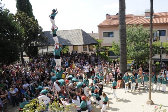 Imatge de l'exhibició castellera que van fer els Castellers de Sabadell durant la Festa Major de 2012