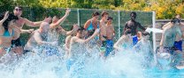 L’Ajuntament declararà refugis climàtics tres piscines d’estiu i els jocs d’aigua de la plaça de Catalunya 